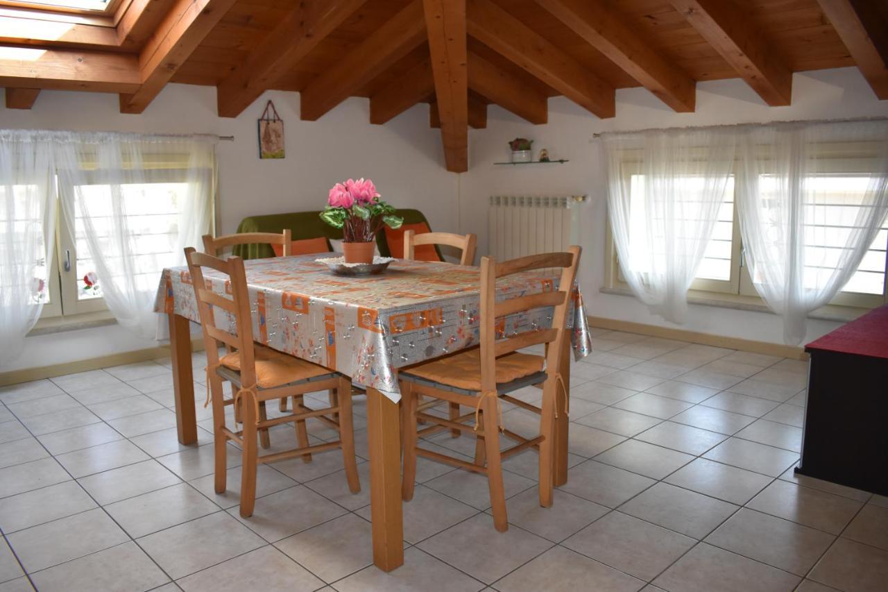 Anna Appartamento Vacanze Monticelli Brusati Exterior foto
